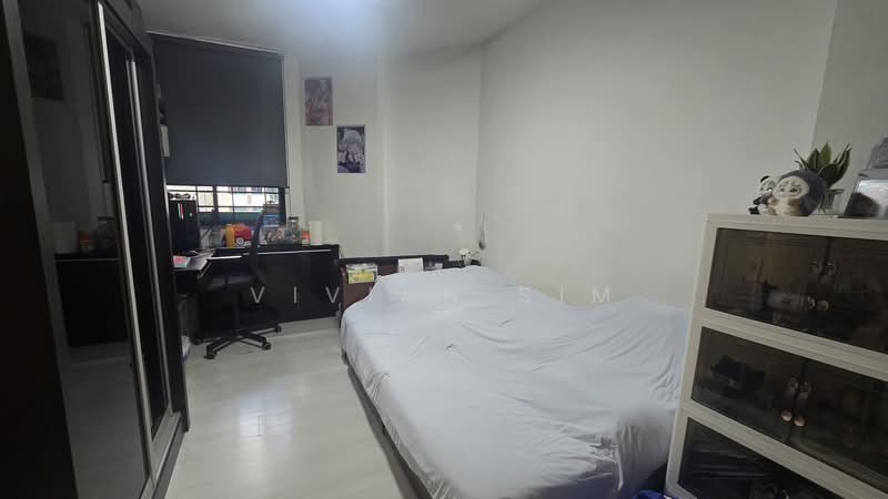 483 Segar Road, 483 Segar Road, 3 Bedrooms, 1,184 sqft, HDB Flat For Sale, by Vivian Sim, 500122360 - Bedroom - PropertyGuru.com.sg