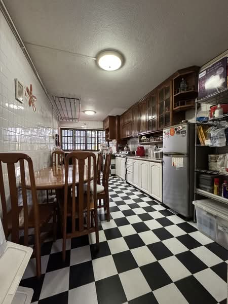 735 Yishun Street 72, 735 Yishun Street 72, 2 Bedrooms, 82 sqft, HDB Flat For Sale, by Patrick Lee, 500122378 - Kitchen - PropertyGuru.com.sg