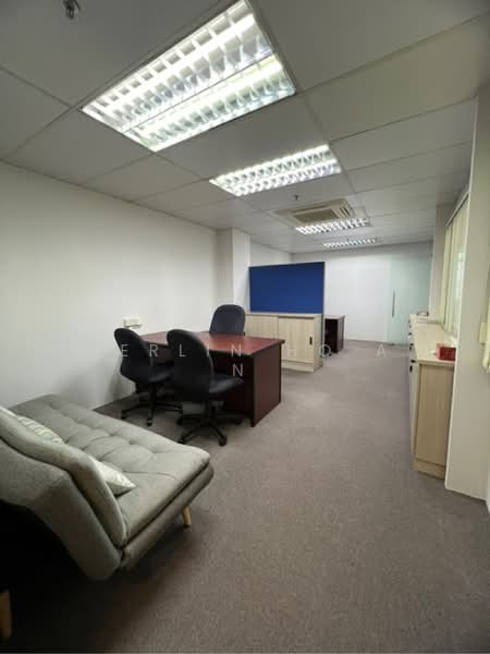 Wintech Centre, 6 Ubi Road 1, 1,518 sqft, Light Industrial (B1) For Sale, by Perlin Ho A N, 500122381 - CommercialGuru.com.sg