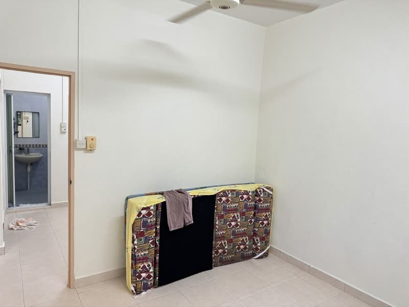 Jalan rabu, , 4 Bedrooms, 2,500 sqft, Semi-Detached House For Rent, by Darryl Yap, 500122409 - Bathroom - PropertyGuru.com.sg