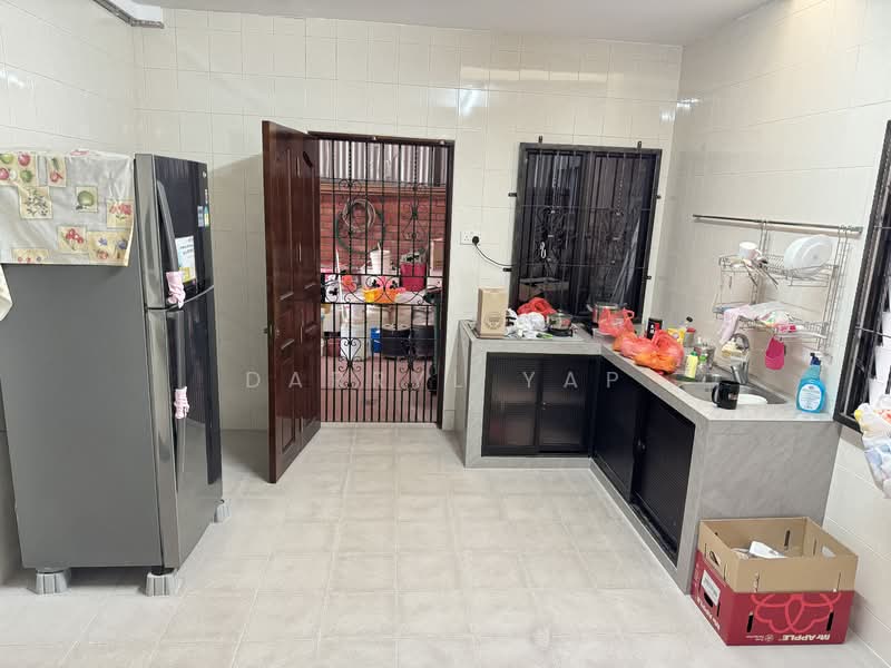 Jalan rabu, , 4 Bedrooms, 2,500 sqft, Semi-Detached House For Rent, by Darryl Yap, 500122409 - PropertyGuru.com.sg