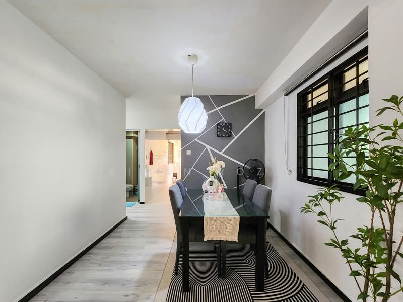 677 Choa Chu Kang Crescent, 677 Choa Chu Kang Crescent, 3 Bedrooms, 1,141 sqft, HDB Flat For Sale, by Aiman Roza, 500122418 - Dining Room - PropertyGuru.com.sg