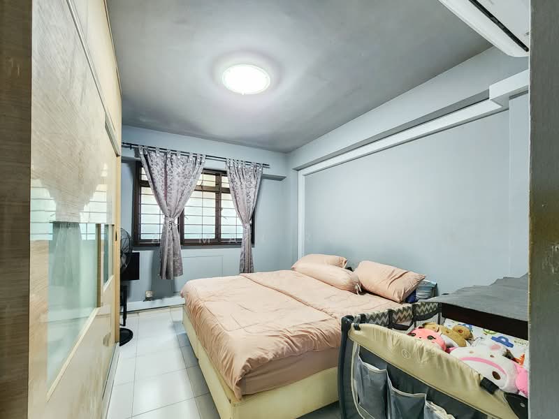 677 Choa Chu Kang Crescent, 677 Choa Chu Kang Crescent, 3 Bedrooms, 1,141 sqft, HDB Flat For Sale, by Aiman Roza, 500122418 - Bedroom - PropertyGuru.com.sg