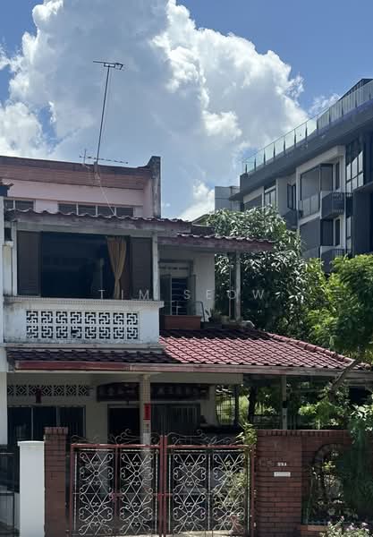 Nostalgic 2sty corner terr-1km Taonan, Lorong J Telok Kurau/Lorong M Telok Kurau/Lorong L Telok Kurau/, 5 Bedrooms, 2,000 sqft, Corner Terrace For Sale, by Tim Seow, 500122424 - Exterior - PropertyGuru.com.sg