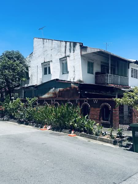 Nostalgic 2sty corner terr-1km Taonan, Lorong J Telok Kurau/Lorong M Telok Kurau/Lorong L Telok Kurau/, 5 Bedrooms, 2,000 sqft, Corner Terrace For Sale, by Tim Seow, 500122424 - Exterior - PropertyGuru.com.sg