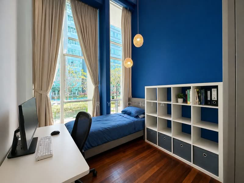Spacious, Freehold Condo, 1KM to MGS, Minutes to King Albert Park MRT, Investors/Own-Stay, , 3 Bedrooms, 1,346 sqft, Condominium For Sale, by Gary Chia, 500122431 - Bedroom - PropertyGuru.com.sg