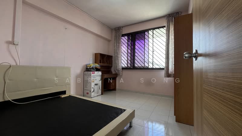 889A Tampines Street 81, 889A Tampines Street 81, 4 Bedrooms, 1,389 sqft, HDB Flat For Rent, by Sabrina Song, 500122443 - Bedroom - PropertyGuru.com.sg