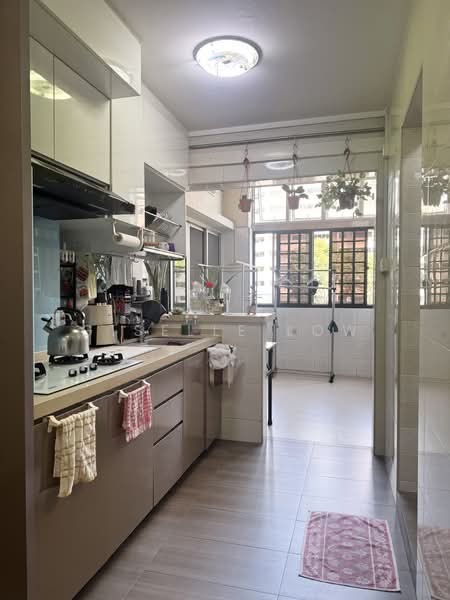833 Hougang Central, 833 Hougang Central, Room Rental, 150 sqft, HDB Flat For Rent, by Giselle Low, 500122446 - Kitchen - PropertyGuru.com.sg