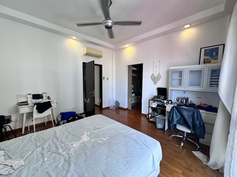 Serangoon Garden Estate, Cowdray Avenue, 5 Bedrooms, 4,000 sqft, Terraced House For Rent, by MH Goh, 500122456 - Bedroom - PropertyGuru.com.sg