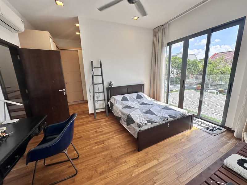 Serangoon Garden Estate, Cowdray Avenue, 5 Bedrooms, 4,000 sqft, Terraced House For Rent, by MH Goh, 500122456 - Bedroom - PropertyGuru.com.sg