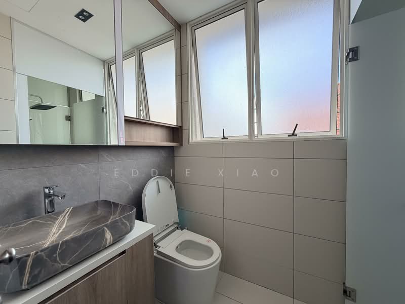 Chuan Vista, Chuan Drive, Room Rental, 350 sqft, Semi-Detached House For Rent, by Eddie Xiao, 500122460 - Bathroom - PropertyGuru.com.sg