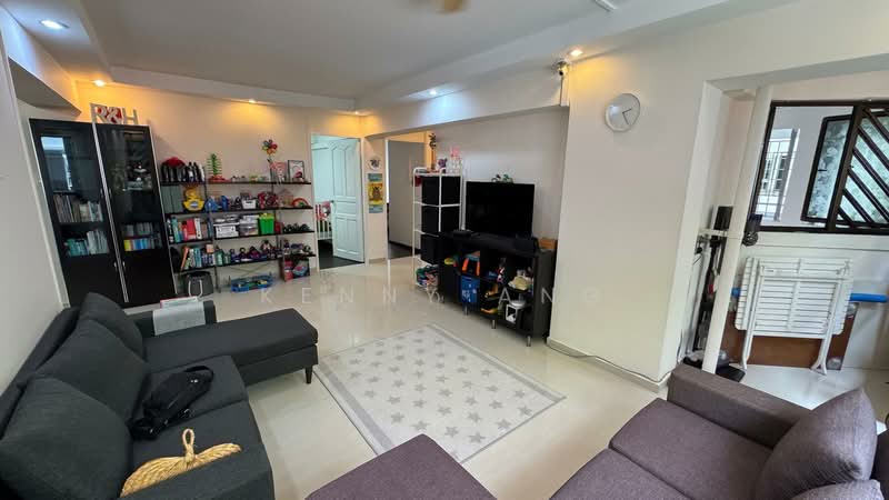 421 Serangoon Central, 421 Serangoon Central, 3 Bedrooms, 1,130 sqft, HDB Flat For Sale, by Kenny Ang, 500122485 - Living Room - PropertyGuru.com.sg