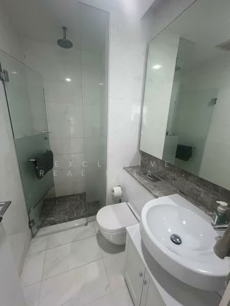 Reflections at Keppel Bay, 27 Keppel Bay View, 2 Bedrooms, 1,152 sqft, Condominium For Sale, by EXCLUSIVE REAL ESTATE PTE. LTD. (RESIDENTIAL), 500122489 - Bathroom - PropertyGuru.com.sg