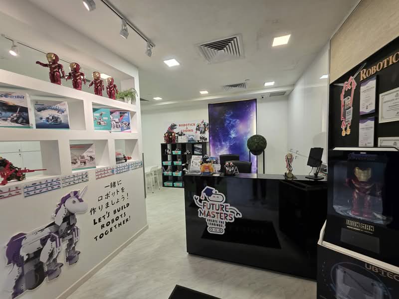 TripleOne Somerset, 111 Somerset Road, 519 sqft, Mall Shop For Rent, by Kim Yeap, 500122512 - Interior - CommercialGuru.com.sg