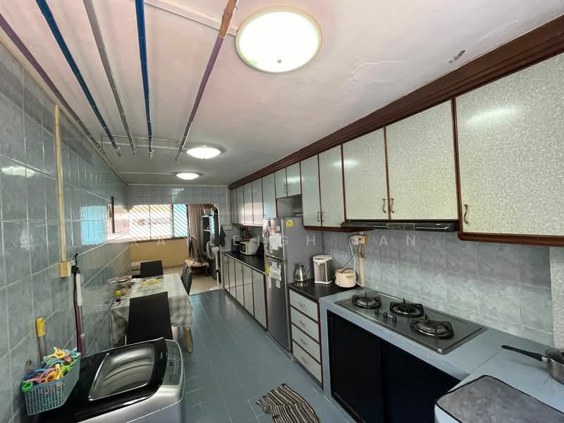 141 Bedok Reservoir Road, 141 Bedok Reservoir Road, 3 Bedrooms, 904 sqft, HDB Flat For Sale, by Kayleigh Tan, 500122514 - Kitchen - PropertyGuru.com.sg