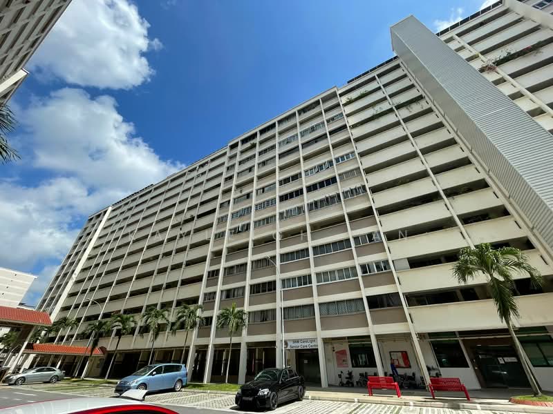 141 Bedok Reservoir Road, 141 Bedok Reservoir Road, 3 Bedrooms, 904 sqft, HDB Flat For Sale, by Kayleigh Tan, 500122514 - Open Space Carpark  - PropertyGuru.com.sg