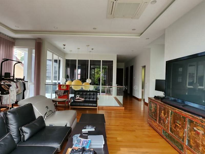 ⭐Rare! Seaside Park, 8years old Modern Semi-D✅Minutes to East Coast Park, Face North | Lift & Pool | 6 Rooms ensuite | 2 Cars, 7 Bedrooms, 5,530 sqft, Semi-Detached House For Sale, by Melvin Ng, 500122521 - Living Room - PropertyGuru.com.sg