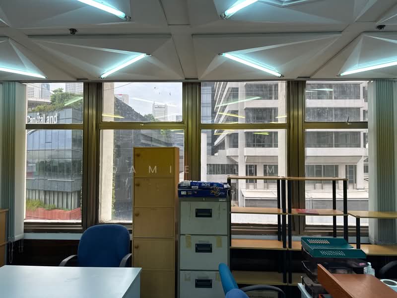 Peninsula Plaza, 111 North Bridge Road, 538 sqft, Office For Rent, by Damien Lim, 500122523 - View - CommercialGuru.com.sg