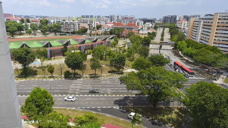 211 Serangoon Avenue 4, 211 Serangoon Avenue 4, 3 Bedrooms, 1,001 sqft, HDB Flat For Sale, by Kim Wah Ng, 500122525 - living room window facing - PropertyGuru.com.sg