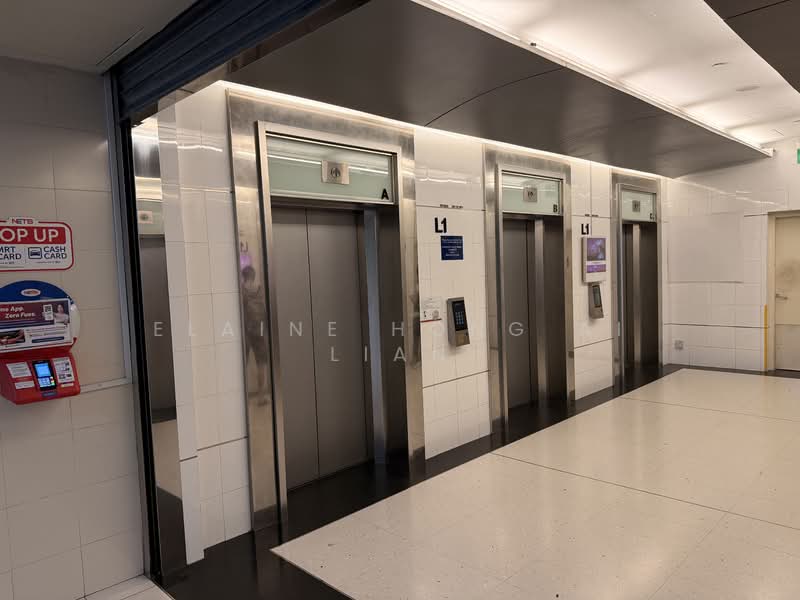 The Adelphi, 1 Coleman Street, City Hall / Clarke Quay, 1,716 sqft, Office For Rent, by Elaine Hong Ai Lian, 500122552 - Lobby - CommercialGuru.com.sg