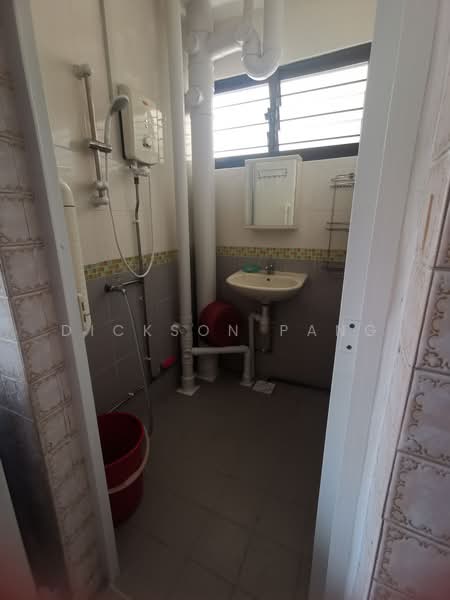 804 King George's Avenue, 804 King George's Avenue, 2 Bedrooms, 635 sqft, HDB Flat For Rent, by Dickson Pang, 500122561 - Bathroom - PropertyGuru.com.sg