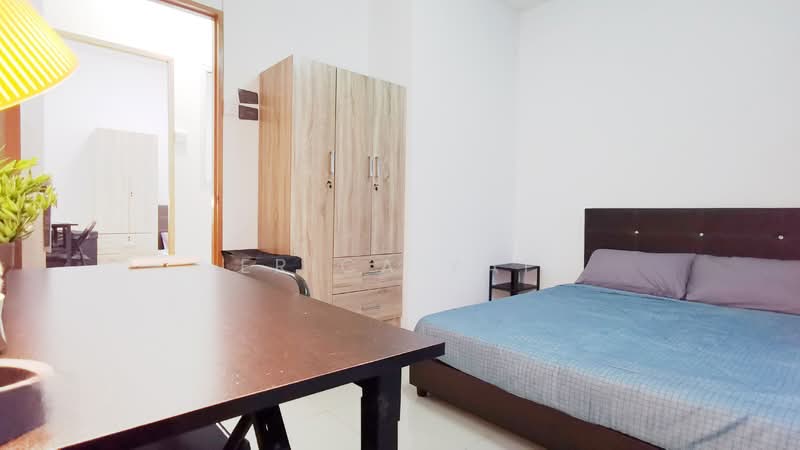 Kovan Melody, 15 Kovan Road, Room Rental, 100 sqft, Condominium For Rent, by Erica Yap, 500122571 - Bedroom (PR2) - PropertyGuru.com.sg