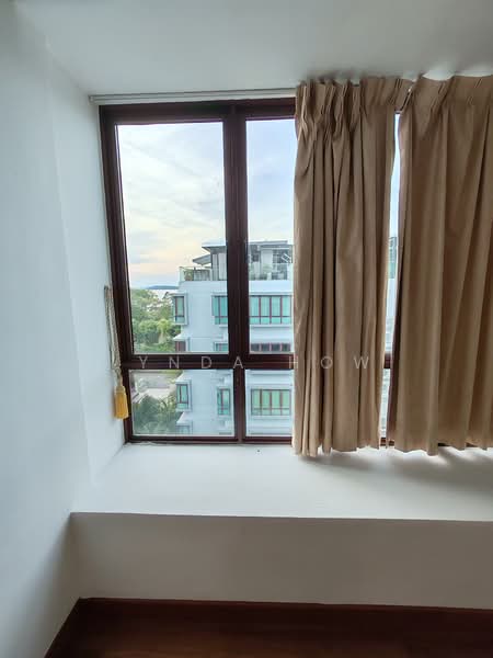 The Shorefront, 165A Jln. Loyang Besar, 3 Bedrooms, 1,000 sqft, Apartment For Rent, by Lynda How, 500122576 - View - PropertyGuru.com.sg