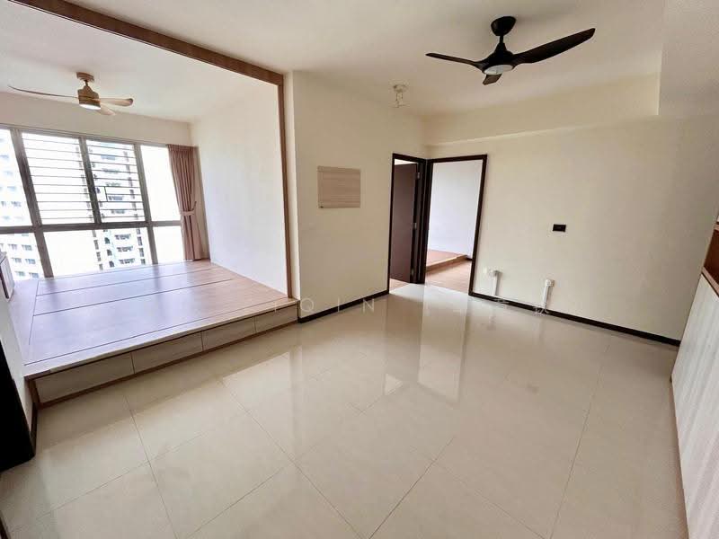Lake Life, 2 Tao Ching Road, Boon Lay / Jurong / Tuas, 2 Bedrooms, 743 sqft, Executive Condominium For Sale, by Toh YiQin (卓意钦), 500122580 - Living Room - PropertyGuru.com.sg