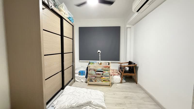 672A Klang Lane, 672A Klang Lane, 3 Bedrooms, 1,130 sqft, HDB Flat For Sale, by Patrick Chee, 500122586 - Bedroom - PropertyGuru.com.sg