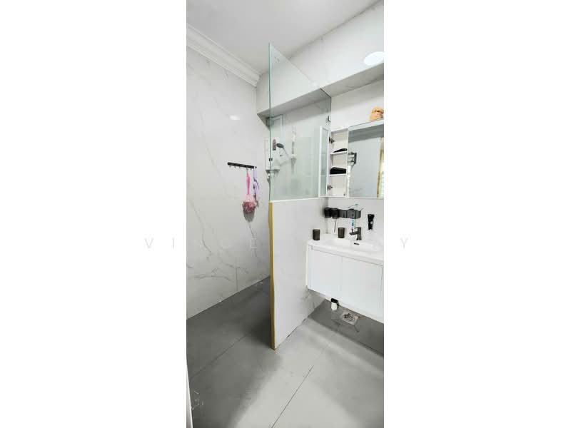 356 Woodlands Avenue 5, 356 Woodlands Avenue 5, Room Rental, 150 sqft, HDB Flat For Rent, by Vincent Tay, 500122590 - Bathroom - PropertyGuru.com.sg