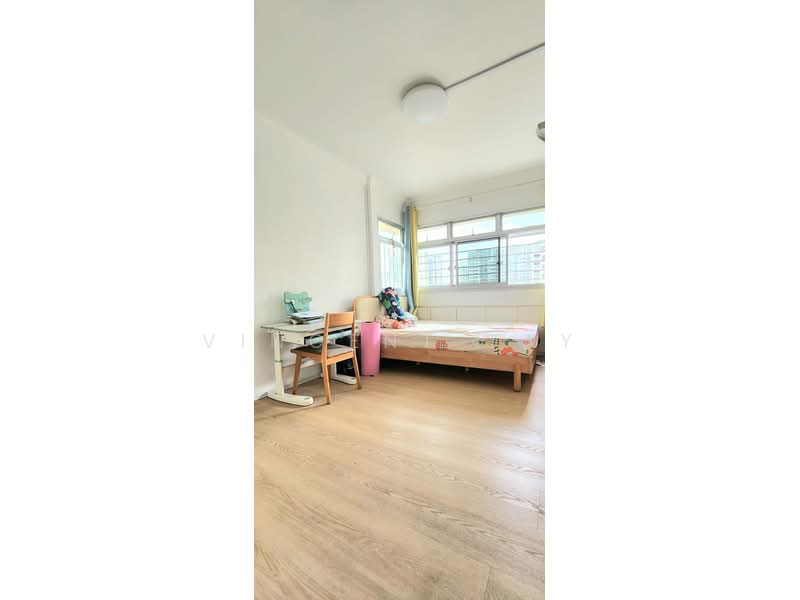 356 Woodlands Avenue 5, 356 Woodlands Avenue 5, Room Rental, 150 sqft, HDB Flat For Rent, by Vincent Tay, 500122590 - Bedroom - PropertyGuru.com.sg