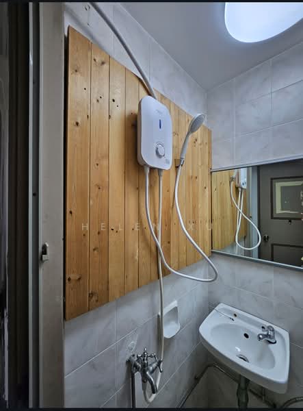 Simsville, 2 Geylang East Avenue 2, Room Rental, 70 sqft, Condominium For Rent, by Helen Xu, 500122608 - Bathroom - PropertyGuru.com.sg