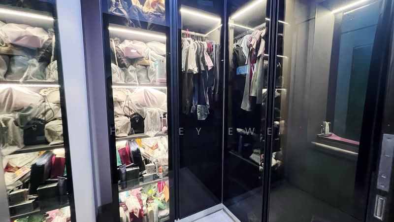 Riverparc Residence, 94 Punggol Drive, 3 Bedrooms, 1,227 sqft, Executive Condominium For Sale, by Hailey Ewe, 500122609 - Walk In Wardrobe - PropertyGuru.com.sg