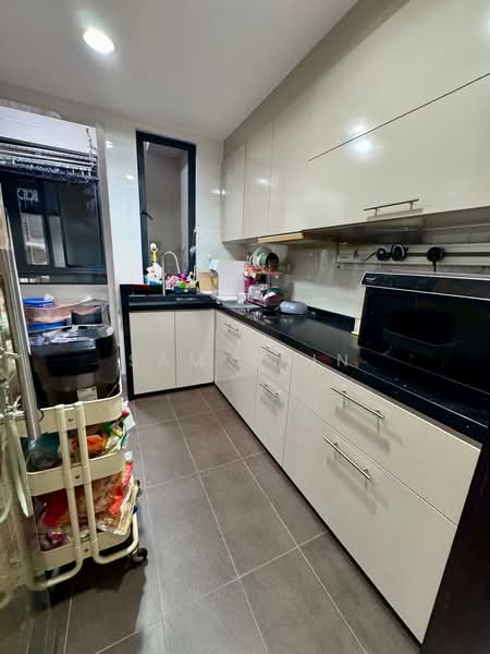 Regent Heights, 50 Bukit Batok East Avenue 5, 2 Bedrooms, 1,023 sqft, Condominium For Sale, by Sam Chin, 500122632 - Kitchen - PropertyGuru.com.sg