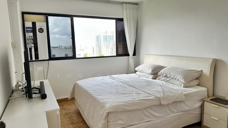 520 Ang Mo Kio Avenue 5, 520 Ang Mo Kio Avenue 5, 3 Bedrooms, 1,270 sqft, HDB Flat For Sale, by Jennifer Hoon, 500122642 - Bedroom - PropertyGuru.com.sg