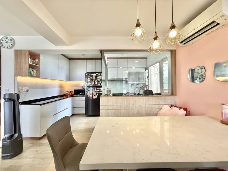 323B Sumang Walk, 323B Sumang Walk, 3 Bedrooms, 1,216 sqft, HDB Flat For Sale, by Kenneth Yeo, 500122646 - Kitchen - PropertyGuru.com.sg