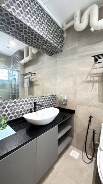 667D Jurong West Street 65, 667D Jurong West Street 65, 3 Bedrooms, 1,184 sqft, HDB Flat For Sale, by Aden Lim, 500122648 - Bathroom - PropertyGuru.com.sg