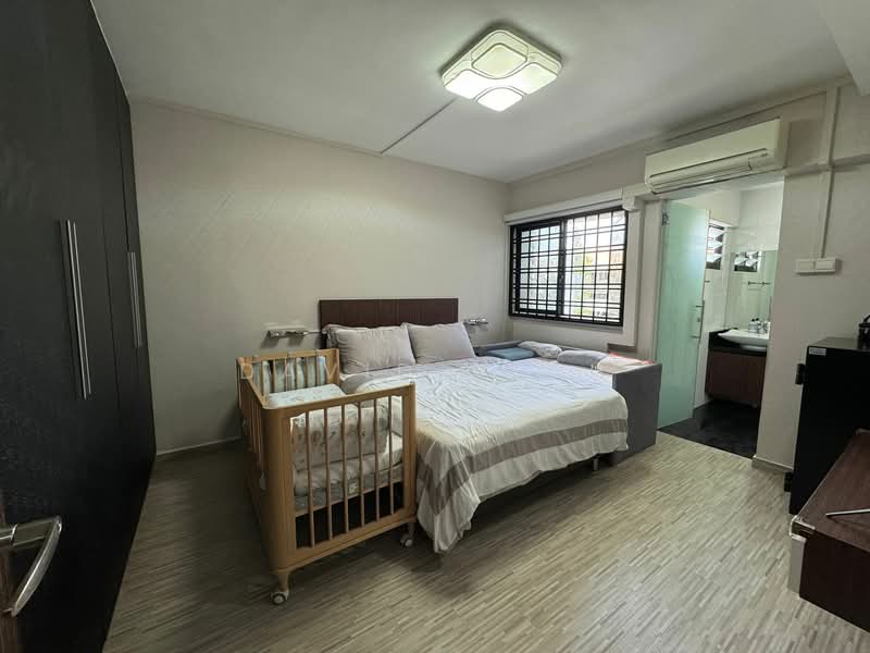 113 Clementi Street 13, 113 Clementi Street 13, 3 Bedrooms, 1,120 sqft, HDB Flat For Sale, by David Seah, 500122649 - Bedroom - PropertyGuru.com.sg