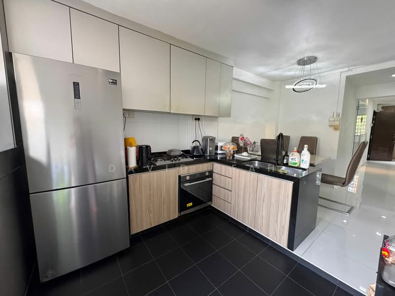 113 Clementi Street 13, 113 Clementi Street 13, 3 Bedrooms, 1,120 sqft, HDB Flat For Sale, by David Seah, 500122649 - Kitchen - PropertyGuru.com.sg