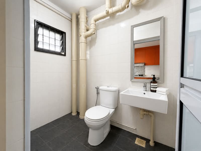 963 Hougang Avenue 9, 963 Hougang Avenue 9, 4 Bedrooms, 1,302 sqft, HDB Flat For Sale, by Aaron Kuan, 500122651 - Bathroom - PropertyGuru.com.sg