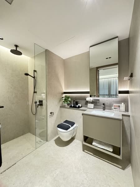 Zyon Grand, 3 Kim Seng Road, 2 Bedrooms, 721 sqft, Condominium For Sale, by Hannah Neo, 500122660 - Bathroom - PropertyGuru.com.sg