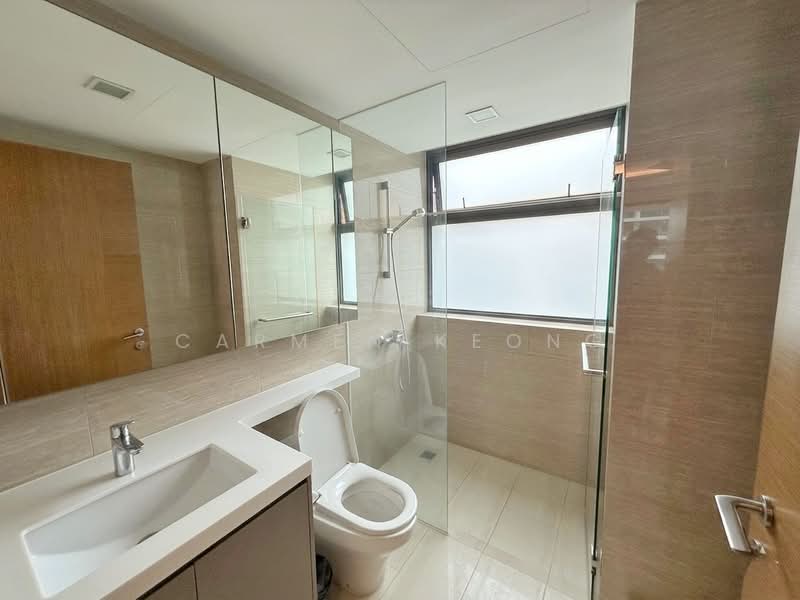 The Topiary, 25 Fernvale Lane, 4 Bedrooms, 1,335 sqft, Executive Condominium For Sale, by Carmen Keong, 500122665 - Bathroom - PropertyGuru.com.sg