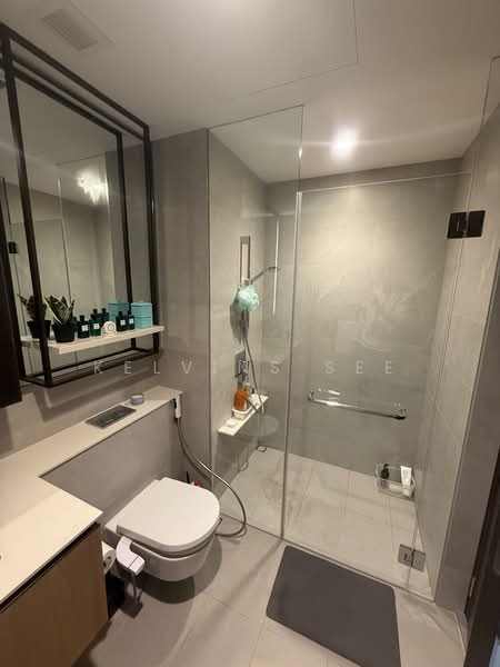 JadeScape, 6 Shunfu Road, 2 Bedrooms, 646 sqft, Condominium For Rent, by KelvinS See, 500122668 - Bathroom - PropertyGuru.com.sg
