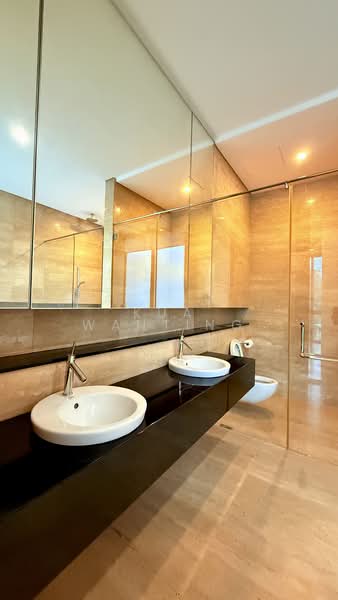 Detached at NOVENA, CHANCERY for rent. 5 min walk to Novena MRT, , 5 Bedrooms, 5,800 sqft, Detached House For Rent, by Kua WanTing, 500122670 - Bathroom - PropertyGuru.com.sg