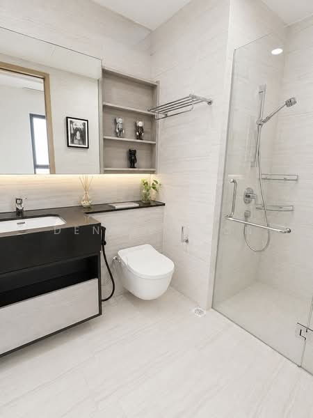 Alex Residences, 28 Alexandra View, 2 Bedrooms, 678 sqft, Apartment For Sale, by Dennis Soon, 500122674 - Bathroom - PropertyGuru.com.sg
