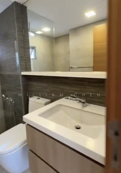 Woodhaven, 71 Woodgrove Avenue, 3 Bedrooms, 1,173 sqft, Condominium For Sale, by William Chen, 500122675 - Bathroom - PropertyGuru.com.sg