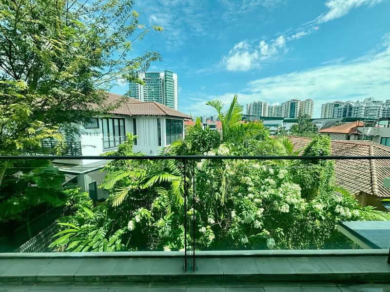 Lovely Detached/Bungalow with Pool & Garden, in Braddell Heights Estate!, Cotswold Close | Lynwood Grove | Muswell Hill | Matlock Rise, 7 Bedrooms, 6,600 sqft, Detached House For Rent, by Bhavina Kaur, 500122680 - View - PropertyGuru.com.sg