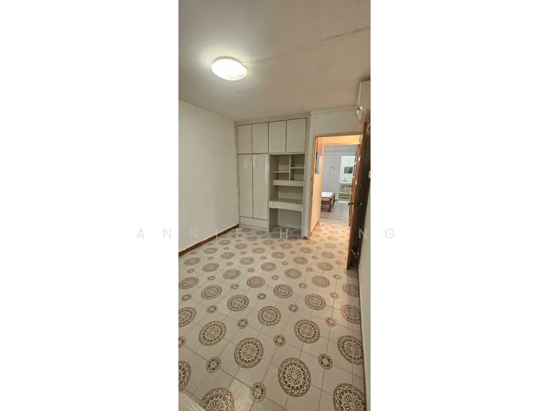 124 Ang Mo Kio Avenue 6, 124 Ang Mo Kio Avenue 6, 2 Bedrooms, 721 sqft, HDB Flat For Sale, by Annie Huang, 500122683 - Bedroom - PropertyGuru.com.sg