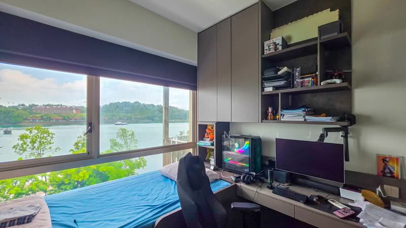 The Reef at King's Dock, 20 Harbourfront Avenue, 3 Bedrooms, 1,076 sqft, Condominium For Sale, by Felicia Tan Yi Jie, 500122689 - Bedroom - PropertyGuru.com.sg