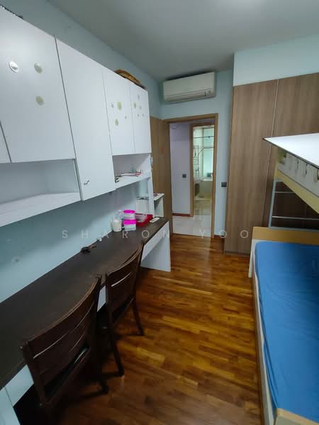 Caspian, 54 Lakeside Drive, 4 Bedrooms, 1,399 sqft, Condominium For Rent, by Sharon Yoo, 500122700 - Bedroom - PropertyGuru.com.sg